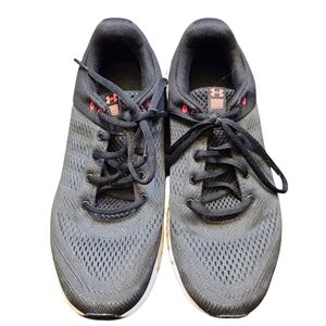 Under Armour Woman's Black And Pink Running Shoes Size 8